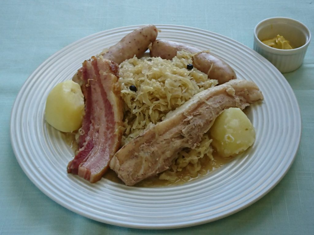 Choucroute Alsacienne（アルザス風シュークルート）